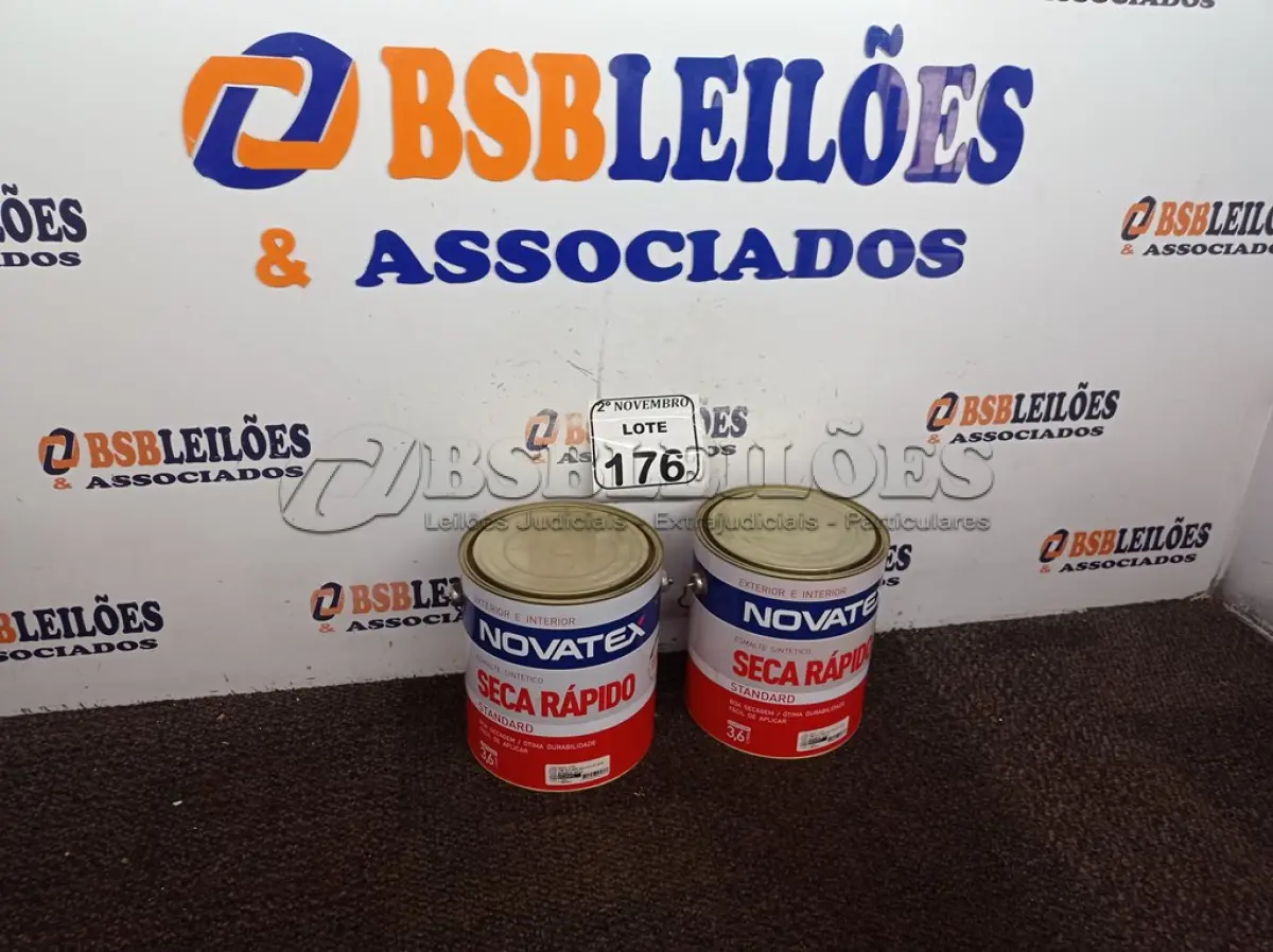 LOTE 176 - 01 LATA DE ESMALTE SINTÉTICO BRANCO GELO MARCA NOVATEX 3,6L CADA(NOVO). (NO ESTADO) ATENÇÃO! FAZER A VISITAÇÃO ANTES DE ARREMATAR, NÃO SABEMOS SE FUNCIONA. LEILÃO NÃO TEM GARANTIA E NEM DEVOLUÇÃO, SUJEITO A POSSÍVEIS AVARIAS VISÍVEIS/OCULTAS E/OU AUSÊNCIA DE COMPONENTES.