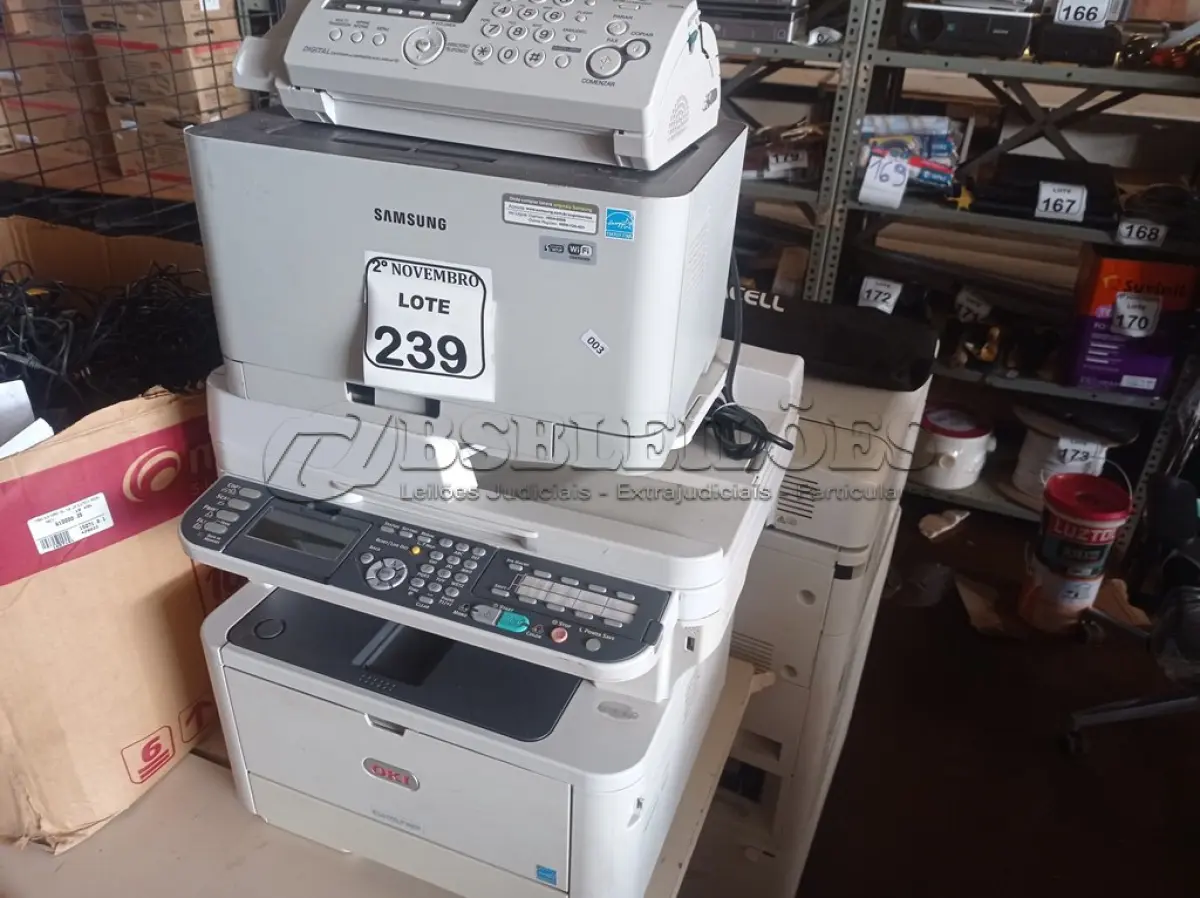LOTE 239 - 01 APARELHO DE FAX INCOMPLETO 02 IMPRESSORAS SENDO UMA MULTIFUNCIONAL OKI E A OUTRA SAMSUNG. (NO ESTADO) ATENÇÃO! FAZER A VISITAÇÃO ANTES DE ARREMATAR, NÃO SABEMOS SE FUNCIONA. LEILÃO NÃO TEM GARANTIA E NEM DEVOLUÇÃO, SUJEITO A POSSÍVEIS AVARIAS VISÍVEIS/OCULTAS E/OU AUSÊNCIA DE COMPONENTES.