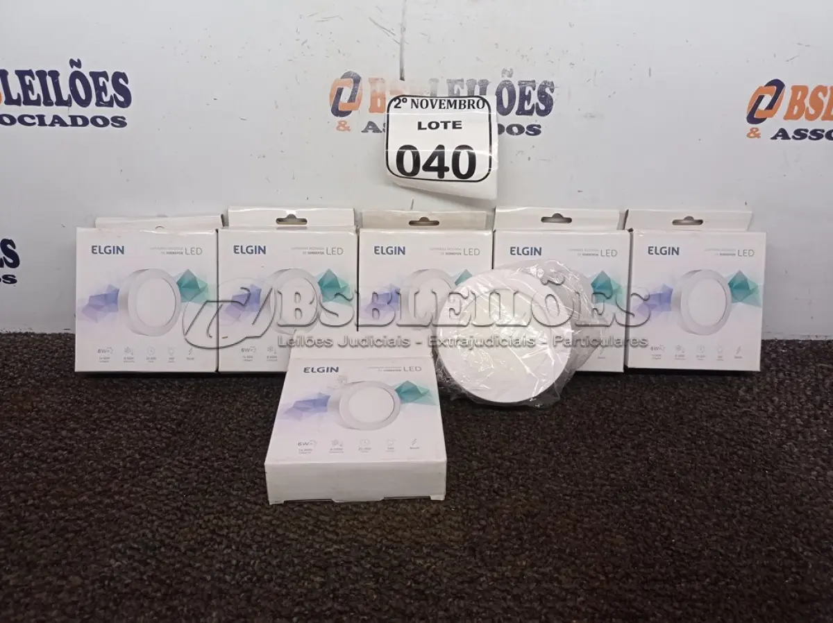LOTE 040 - 01 LUMINÁRIA REDONDA DE SOBREPOR LED MARCA ELGIN BIVOLT(NOVO). (NO ESTADO) ATENÇÃO! FAZER A VISITAÇÃO ANTES DE ARREMATAR, NÃO SABEMOS SE FUNCIONA. LEILÃO NÃO TEM GARANTIA E NEM DEVOLUÇÃO, SUJEITO A POSSÍVEIS AVARIAS VISÍVEIS/OCULTAS E/OU AUSÊNCIA DE COMPONENTES.