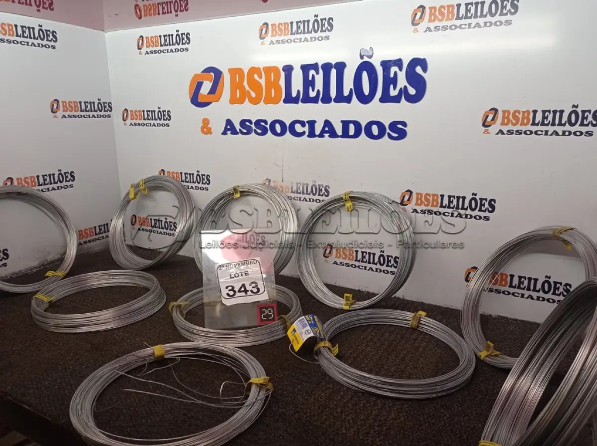 LOTE 343 - 10 ROLOS DE ARAME GALVANIZADO 1,24MM MARCA GERDAU. (NO ESTADO) ATENÇÃO! FAZER A VISITAÇÃO ANTES DE ARREMATAR, NÃO SABEMOS SE FUNCIONA. LEILÃO NÃO TEM GARANTIA E NEM DEVOLUÇÃO, SUJEITO A POSSÍVEIS AVARIAS VISÍVEIS/OCULTAS E/OU AUSÊNCIA DE COMPONENTES.