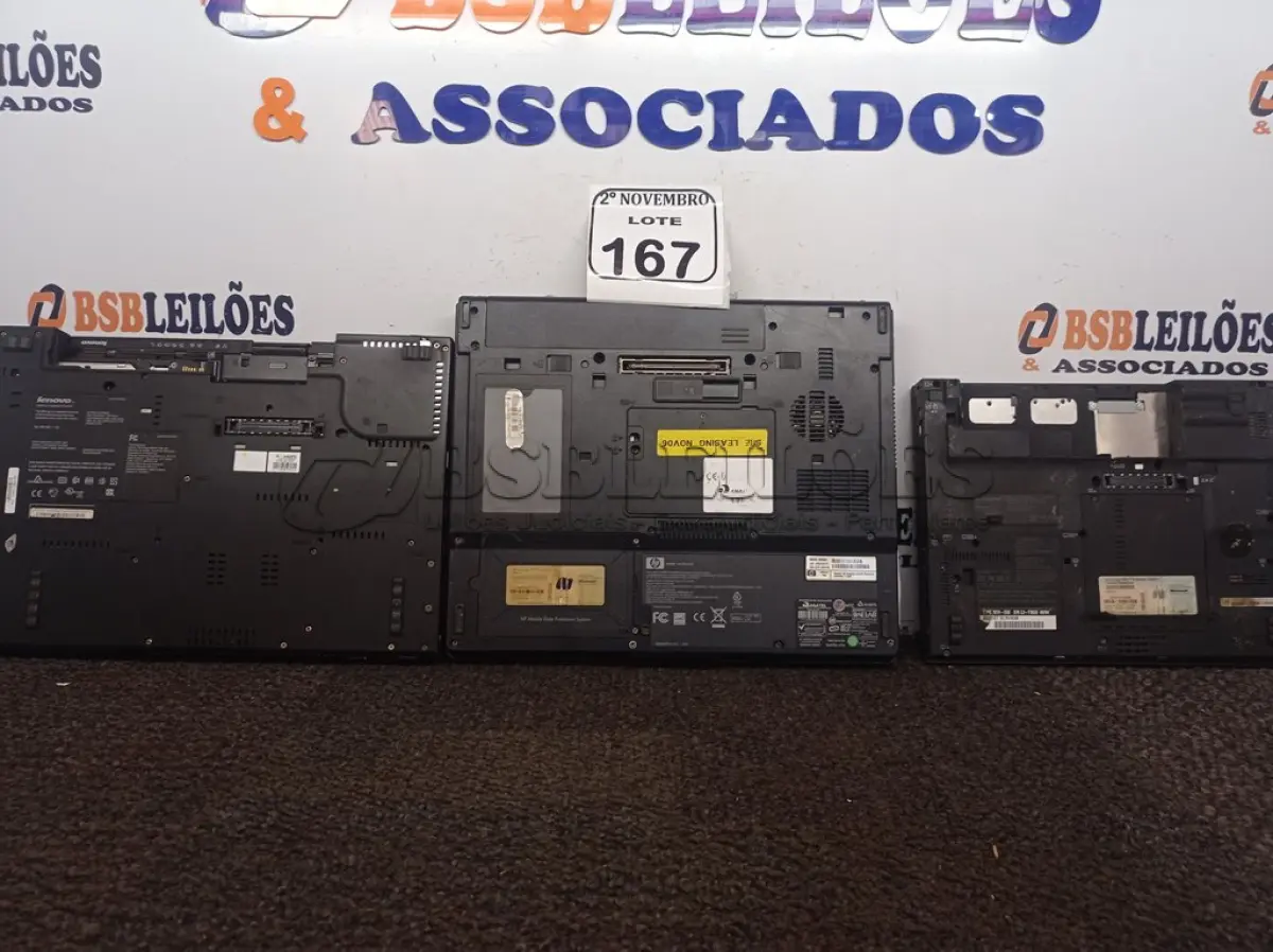 LOTE 167 - 03 NOTEBOOKS MARCAS E MODELOS DIVERSOS P/RETIRADA DE PEÇAS. (NO ESTADO) ATENÇÃO! FAZER A VISITAÇÃO ANTES DE ARREMATAR, NÃO SABEMOS SE FUNCIONA. LEILÃO NÃO TEM GARANTIA E NEM DEVOLUÇÃO, SUJEITO A POSSÍVEIS AVARIAS VISÍVEIS/OCULTAS E/OU AUSÊNCIA DE COMPONENTES.