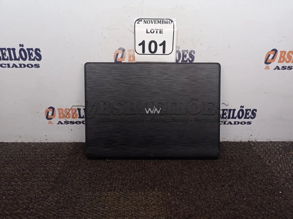 LOTE 101 - 01 NOTEBOOK MARCA CCE. (NO ESTADO) ATENÇÃO! FAZER A VISITAÇÃO ANTES DE ARREMATAR, NÃO SABEMOS SE FUNCIONA. LEILÃO NÃO TEM GARANTIA E NEM DEVOLUÇÃO, SUJEITO A POSSÍVEIS AVARIAS VISÍVEIS/OCULTAS E/OU AUSÊNCIA DE COMPONENTES.