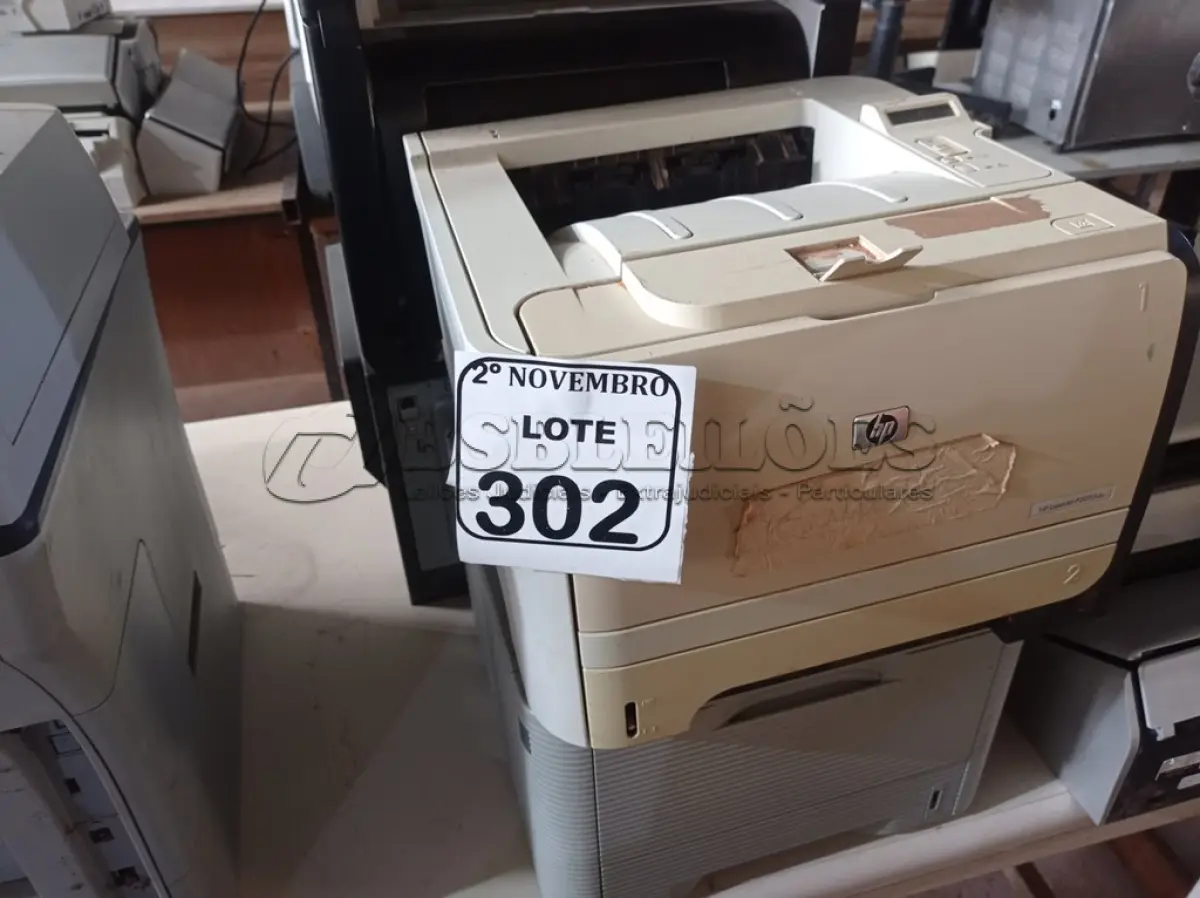 LOTE 302 - 04 IMPRESSORAS MARCAS E MODELOS DIVERSOS SENDO UMA MULTIFUNCIONAL. (NO ESTADO) ATENÇÃO! FAZER A VISITAÇÃO ANTES DE ARREMATAR, NÃO SABEMOS SE FUNCIONA. LEILÃO NÃO TEM GARANTIA E NEM DEVOLUÇÃO, SUJEITO A POSSÍVEIS AVARIAS VISÍVEIS/OCULTAS E/OU AUSÊNCIA DE COMPONENTES.