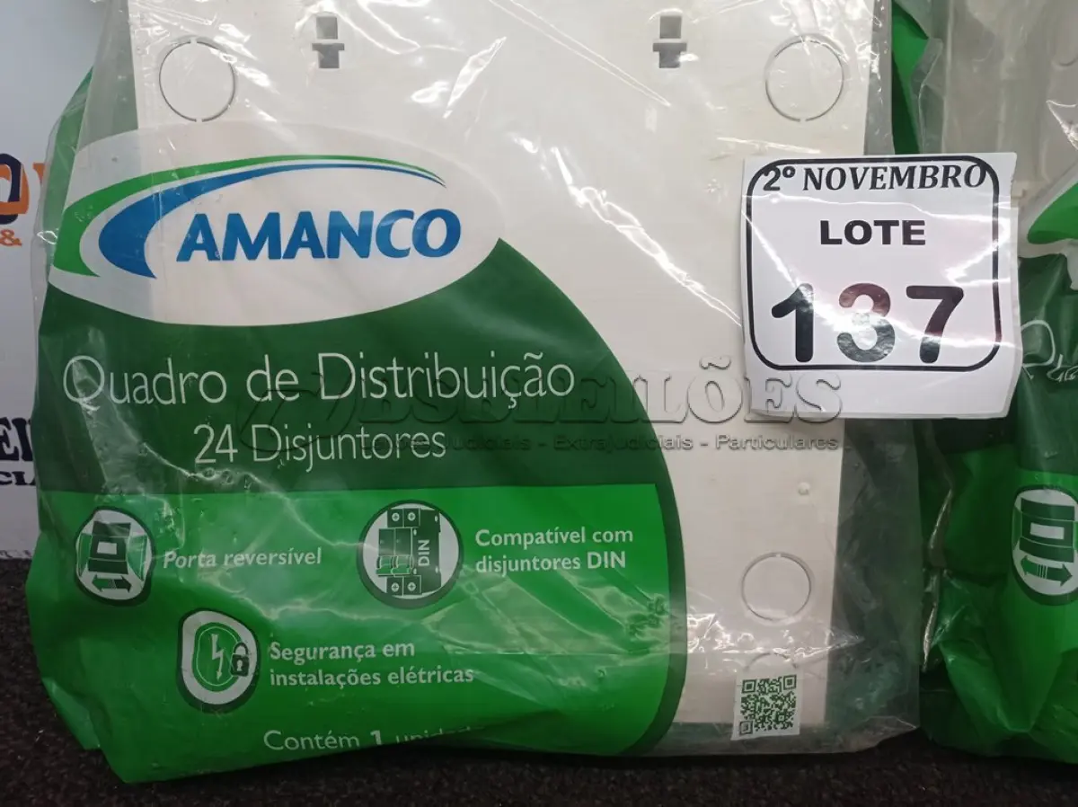 LOTE 137 - 02 QUADROS DE DISTRIBUIÇÃO COMPATÍVEL ATÉ 24 DISJUNTORES MARCA AMANCO(NOVO). (NO ESTADO) ATENÇÃO! FAZER A VISITAÇÃO ANTES DE ARREMATAR, NÃO SABEMOS SE FUNCIONA. LEILÃO NÃO TEM GARANTIA E NEM DEVOLUÇÃO, SUJEITO A POSSÍVEIS AVARIAS VISÍVEIS/OCULTAS E/OU AUSÊNCIA DE COMPONENTES.