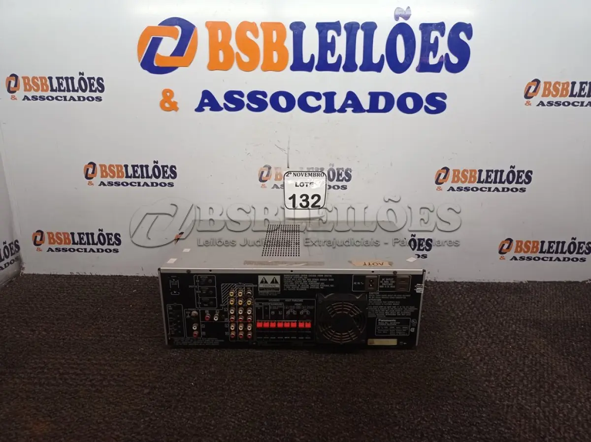 LOTE 132 - 01 RECEIVER DA MARCA PANASONIC DE MODELO ESAHT-280 110V. (NO ESTADO) ATENÇÃO! FAZER A VISITAÇÃO ANTES DE ARREMATAR, NÃO SABEMOS SE FUNCIONA. LEILÃO NÃO TEM GARANTIA E NEM DEVOLUÇÃO, SUJEITO A POSSÍVEIS AVARIAS VISÍVEIS/OCULTAS E/OU AUSÊNCIA DE COMPONENTES.