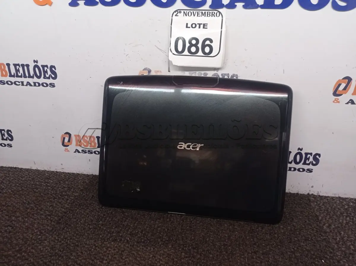 LOTE 086 - 01 NOTEBOOK MARCA ACER. (NO ESTADO) ATENÇÃO! FAZER A VISITAÇÃO ANTES DE ARREMATAR, NÃO SABEMOS SE FUNCIONA. LEILÃO NÃO TEM GARANTIA E NEM DEVOLUÇÃO, SUJEITO A POSSÍVEIS AVARIAS VISÍVEIS/OCULTAS E/OU AUSÊNCIA DE COMPONENTES.