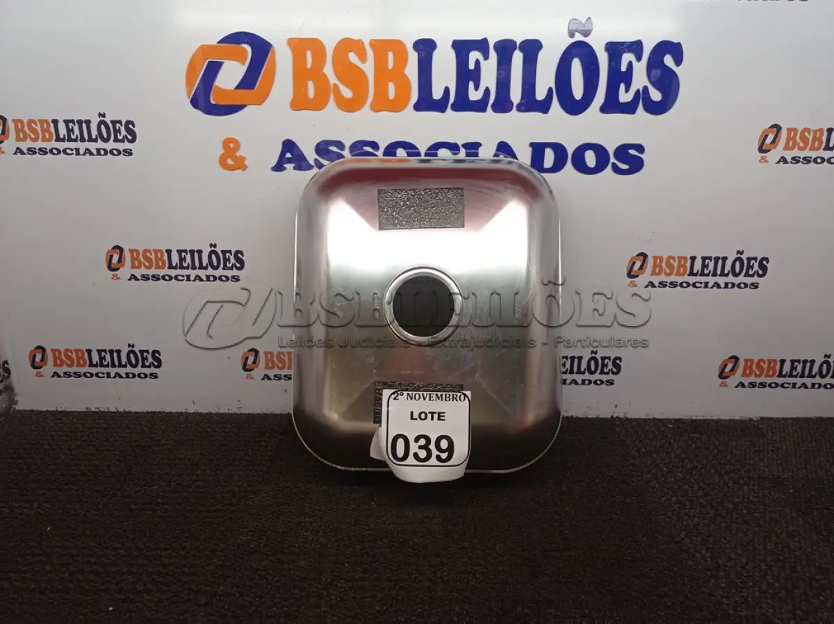 LOTE 039 - 01 CUBA EM AÇO INOX STANDARD MARCA FABRINOX 400X340X140MM(NOVO). (NO ESTADO) ATENÇÃO! FAZER A VISITAÇÃO ANTES DE ARREMATAR, NÃO SABEMOS SE FUNCIONA. LEILÃO NÃO TEM GARANTIA E NEM DEVOLUÇÃO, SUJEITO A POSSÍVEIS AVARIAS VISÍVEIS/OCULTAS E/OU AUSÊNCIA DE COMPONENTES.