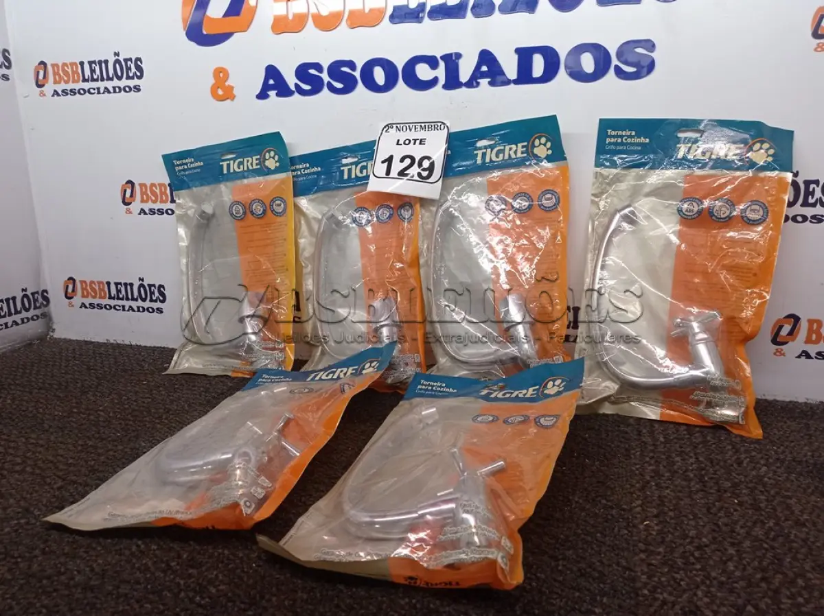 LOTE 129 - 06 TORNEIRAS MARCA TIGRE MODELOS DIVERSOS(NOVO). (NO ESTADO) ATENÇÃO! FAZER A VISITAÇÃO ANTES DE ARREMATAR, NÃO SABEMOS SE FUNCIONA. LEILÃO NÃO TEM GARANTIA E NEM DEVOLUÇÃO, SUJEITO A POSSÍVEIS AVARIAS VISÍVEIS/OCULTAS E/OU AUSÊNCIA DE COMPONENTES.