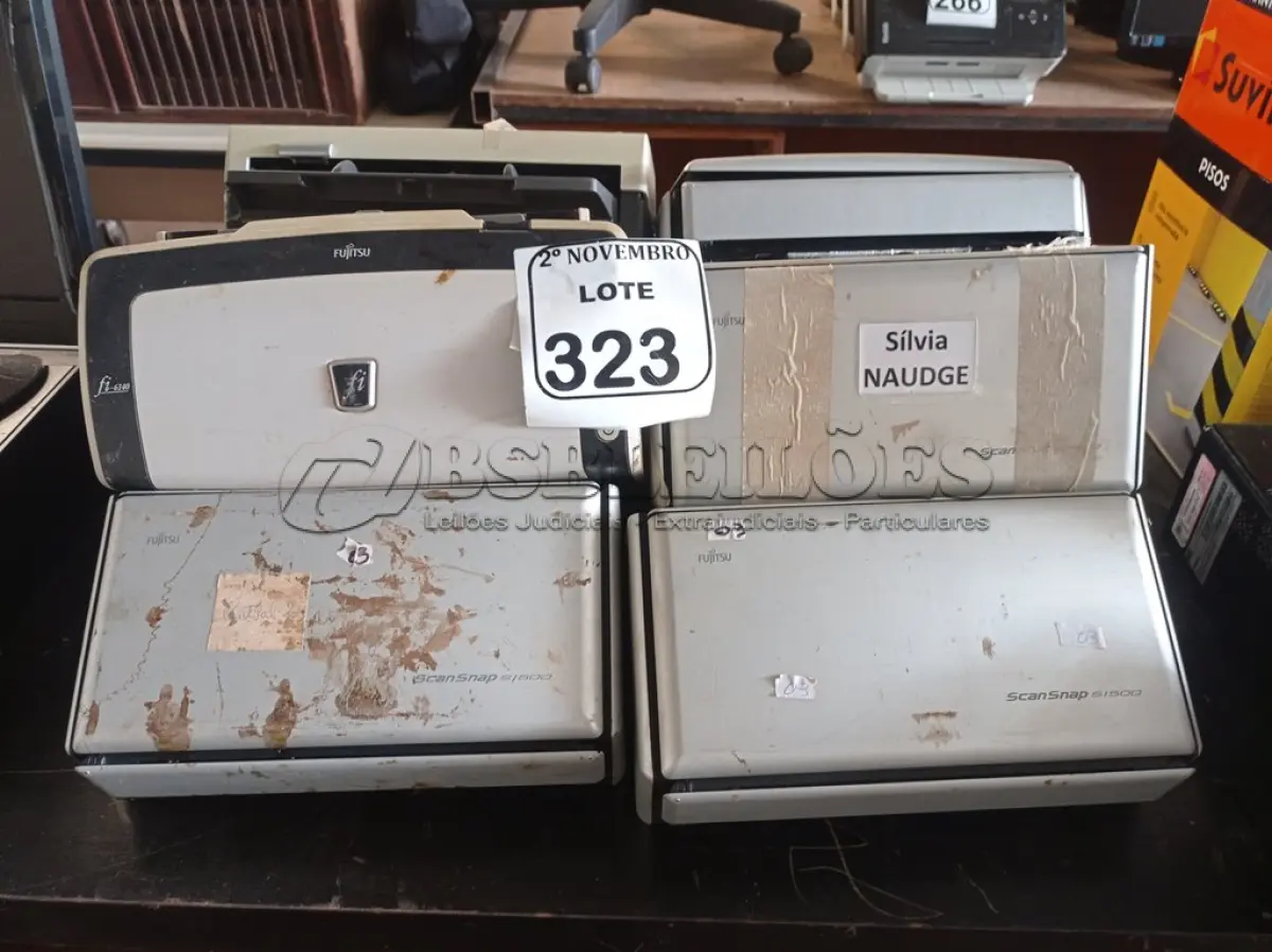 LOTE 323 - 10 SCANNER’S MARCAS E MODELOS DIVERSOS. (NO ESTADO) ATENÇÃO! FAZER A VISITAÇÃO ANTES DE ARREMATAR, NÃO SABEMOS SE FUNCIONA. LEILÃO NÃO TEM GARANTIA E NEM DEVOLUÇÃO, SUJEITO A POSSÍVEIS AVARIAS VISÍVEIS/OCULTAS E/OU AUSÊNCIA DE COMPONENTES.