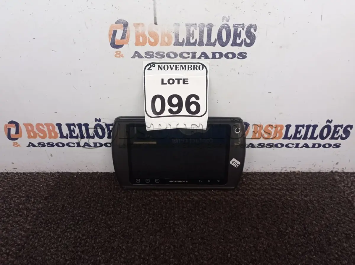 LOTE 096 - 01 TABLET MARCA MOTOROLA MODELO ET1 S/CARREGADOR. (NO ESTADO) ATENÇÃO! FAZER A VISITAÇÃO ANTES DE ARREMATAR, NÃO SABEMOS SE FUNCIONA. LEILÃO NÃO TEM GARANTIA E NEM DEVOLUÇÃO, SUJEITO A POSSÍVEIS AVARIAS VISÍVEIS/OCULTAS E/OU AUSÊNCIA DE COMPONENTES.