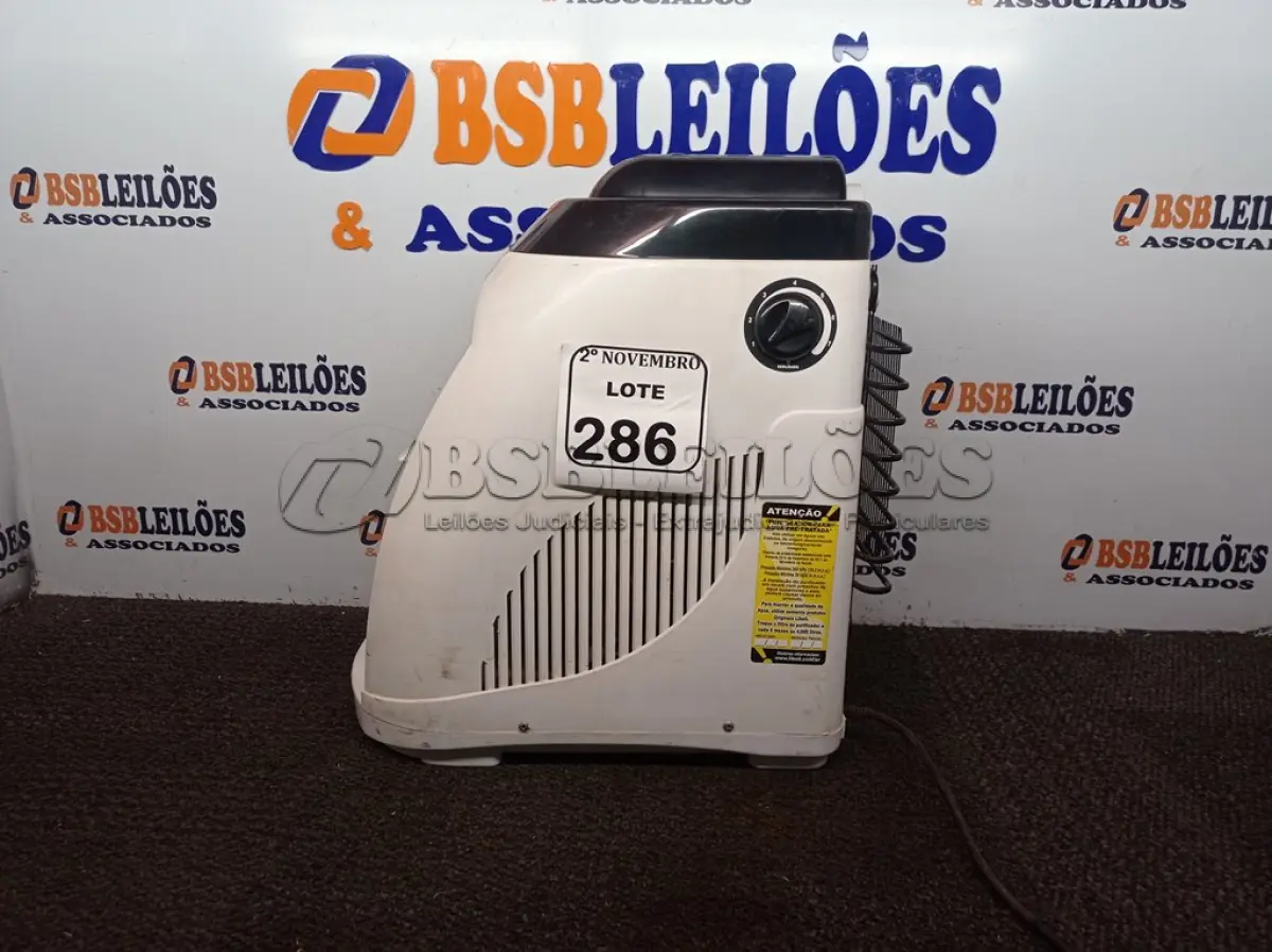 LOTE 286 - 01 PURIFICADOR DE ÁGUA 220V. (NO ESTADO) ATENÇÃO! FAZER A VISITAÇÃO ANTES DE ARREMATAR, NÃO SABEMOS SE FUNCIONA. LEILÃO NÃO TEM GARANTIA E NEM DEVOLUÇÃO, SUJEITO A POSSÍVEIS AVARIAS VISÍVEIS/OCULTAS E/OU AUSÊNCIA DE COMPONENTES.