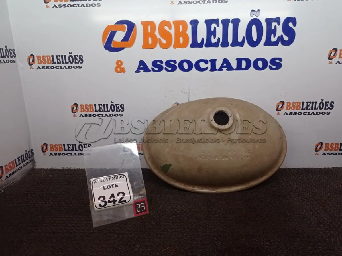 LOTE 342 - 01 CUBA OVAL NA COR BRANCA(NOVO). (NO ESTADO) ATENÇÃO! FAZER A VISITAÇÃO ANTES DE ARREMATAR, NÃO SABEMOS SE FUNCIONA. LEILÃO NÃO TEM GARANTIA E NEM DEVOLUÇÃO, SUJEITO A POSSÍVEIS AVARIAS VISÍVEIS/OCULTAS E/OU AUSÊNCIA DE COMPONENTES.