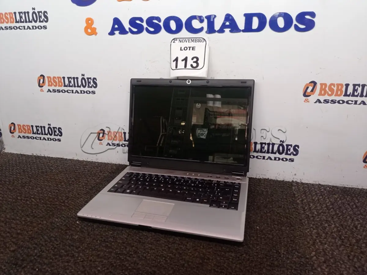 LOTE 113 - 01 NOTEBOOK MARCA POSTIVO. (NO ESTADO) ATENÇÃO! FAZER A VISITAÇÃO ANTES DE ARREMATAR, NÃO SABEMOS SE FUNCIONA. LEILÃO NÃO TEM GARANTIA E NEM DEVOLUÇÃO, SUJEITO A POSSÍVEIS AVARIAS VISÍVEIS/OCULTAS E/OU AUSÊNCIA DE COMPONENTES.