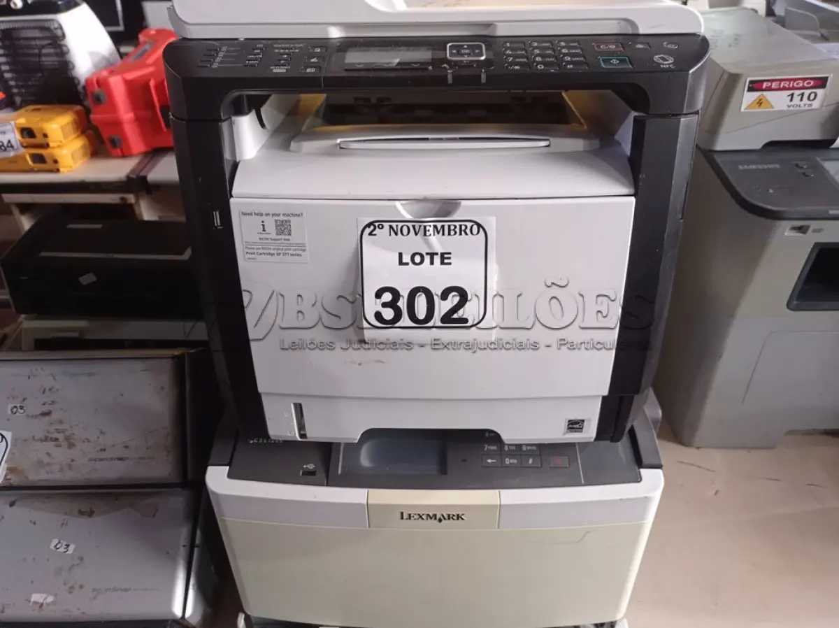 LOTE 302 - 04 IMPRESSORAS MARCAS E MODELOS DIVERSOS SENDO UMA MULTIFUNCIONAL. (NO ESTADO) ATENÇÃO! FAZER A VISITAÇÃO ANTES DE ARREMATAR, NÃO SABEMOS SE FUNCIONA. LEILÃO NÃO TEM GARANTIA E NEM DEVOLUÇÃO, SUJEITO A POSSÍVEIS AVARIAS VISÍVEIS/OCULTAS E/OU AUSÊNCIA DE COMPONENTES.