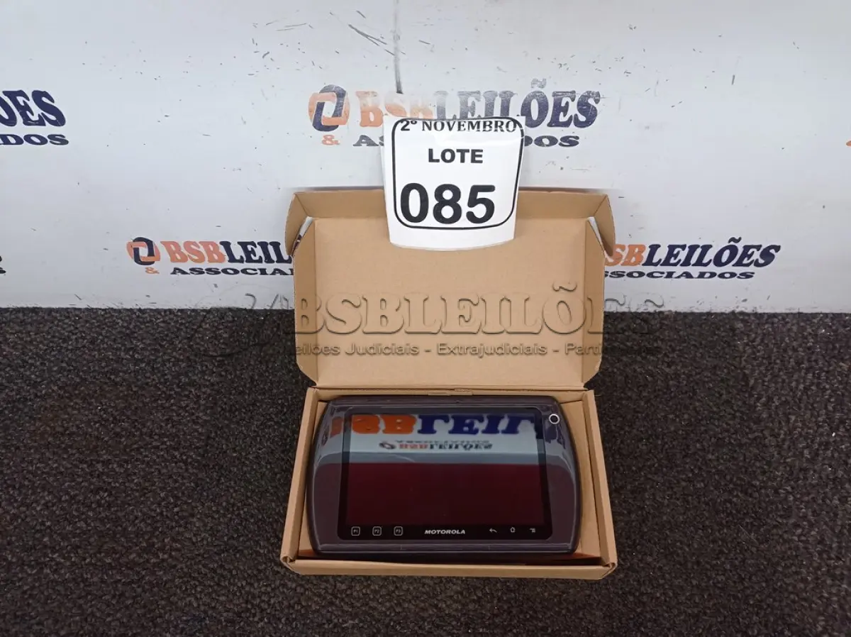 LOTE 085 - 01 TABLET MARCA MOTOROLA MODELO ET1 S/CARREGADOR. (NO ESTADO) ATENÇÃO! FAZER A VISITAÇÃO ANTES DE ARREMATAR, NÃO SABEMOS SE FUNCIONA. LEILÃO NÃO TEM GARANTIA E NEM DEVOLUÇÃO, SUJEITO A POSSÍVEIS AVARIAS VISÍVEIS/OCULTAS E/OU AUSÊNCIA DE COMPONENTES.