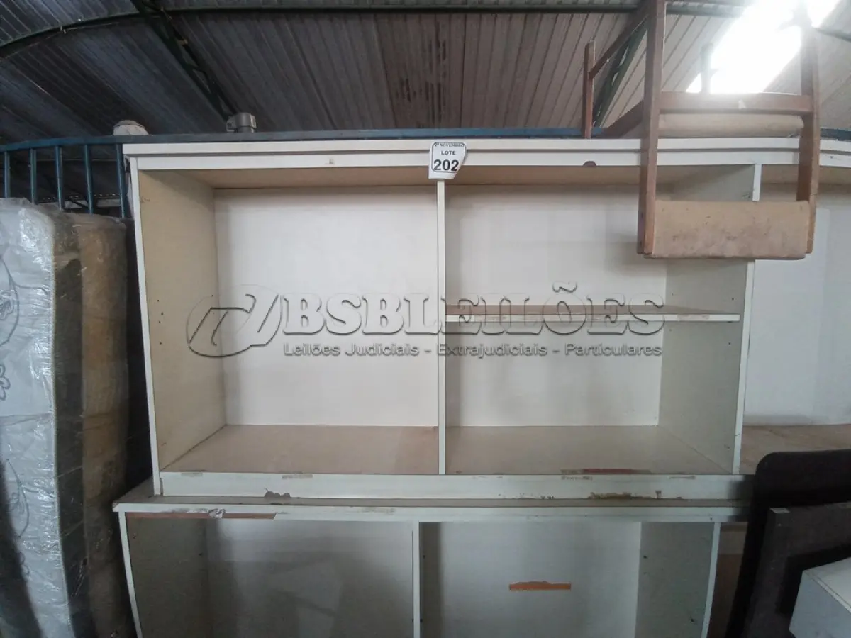 LOTE 202