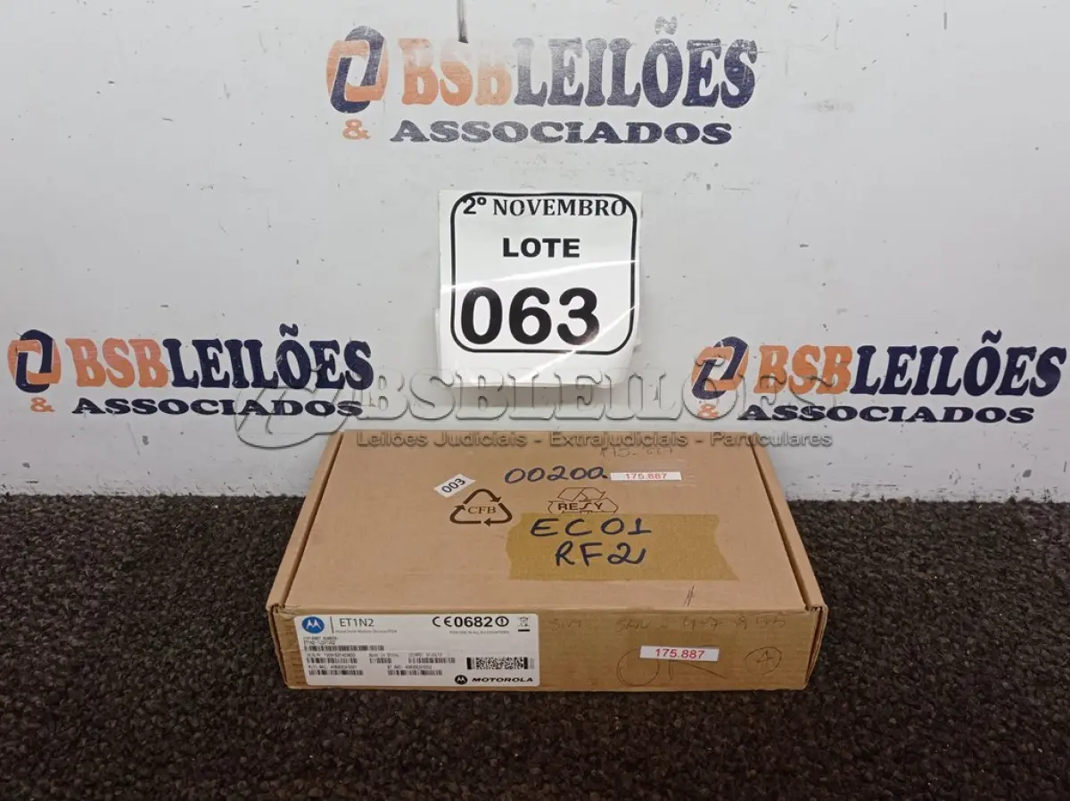 LOTE 063 - 01 TABLET MARCA MOTOROLA MODELO ET1 S/CARREGADOR. (NO ESTADO) ATENÇÃO! FAZER A VISITAÇÃO ANTES DE ARREMATAR, NÃO SABEMOS SE FUNCIONA. LEILÃO NÃO TEM GARANTIA E NEM DEVOLUÇÃO, SUJEITO A POSSÍVEIS AVARIAS VISÍVEIS/OCULTAS E/OU AUSÊNCIA DE COMPONENTES.