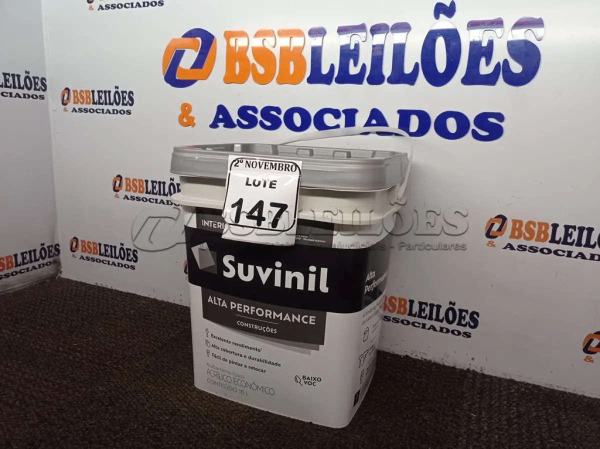 LOTE 147 - 01 GALÃO DE TINTA FOSCO BRANCO 18L MARCA SUVINIL(NOVO). (NO ESTADO) ATENÇÃO! FAZER A VISITAÇÃO ANTES DE ARREMATAR, NÃO SABEMOS SE FUNCIONA. LEILÃO NÃO TEM GARANTIA E NEM DEVOLUÇÃO, SUJEITO A POSSÍVEIS AVARIAS VISÍVEIS/OCULTAS E/OU AUSÊNCIA DE COMPONENTES.
