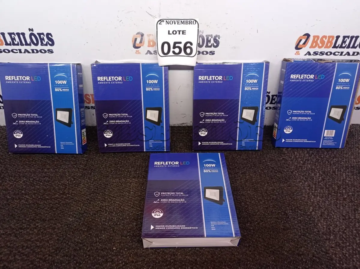 LOTE 056 - 05 REFLETORES LED AMBIENTE EXTERNO 100W(NOVO). (NO ESTADO) ATENÇÃO! FAZER A VISITAÇÃO ANTES DE ARREMATAR, NÃO SABEMOS SE FUNCIONA. LEILÃO NÃO TEM GARANTIA E NEM DEVOLUÇÃO, SUJEITO A POSSÍVEIS AVARIAS VISÍVEIS/OCULTAS E/OU AUSÊNCIA DE COMPONENTES.