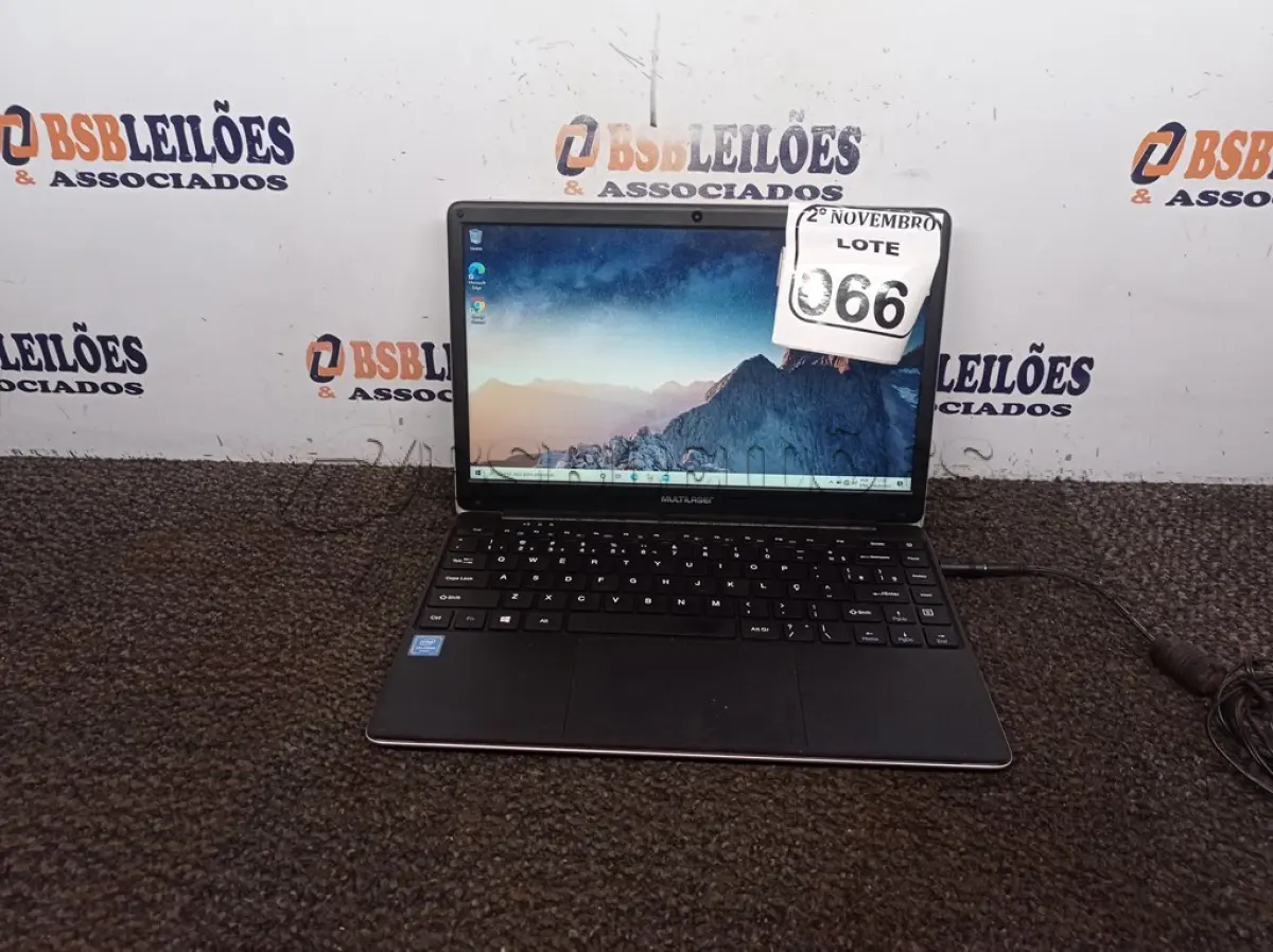LOTE 066 - 01 NOTEBOOK MARCA MULTILASER. (NO ESTADO) ATENÇÃO! FAZER A VISITAÇÃO ANTES DE ARREMATAR, NÃO SABEMOS SE FUNCIONA. LEILÃO NÃO TEM GARANTIA E NEM DEVOLUÇÃO, SUJEITO A POSSÍVEIS AVARIAS VISÍVEIS/OCULTAS E/OU AUSÊNCIA DE COMPONENTES.
