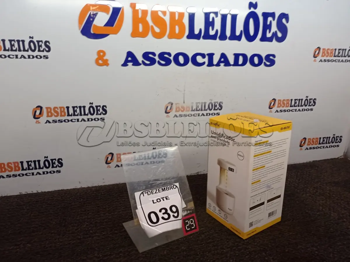 LOTE 039 - 01 UMIDIFICADOR DE AR ANTIGRAVIDADE. (NO ESTADO) ATENÇÃO! FAZER A VISITAÇÃO ANTES DE ARREMATAR, NÃO SABEMOS SE FUNCIONA. LEILÃO NÃO TEM GARANTIA E NEM DEVOLUÇÃO, SUJEITO A POSSÍVEIS AVARIAS VISÍVEIS/OCULTAS E/OU AUSÊNCIA DE COMPONENTES.