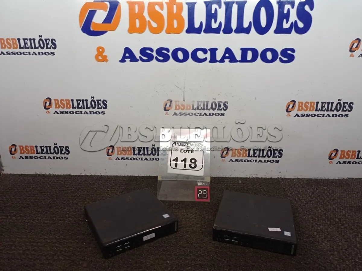 LOTE 118 - 02 MINIS CPU MARCA POSITIVO P/RETIRADA DE PEÇAS. (NO ESTADO) ATENÇÃO! FAZER A VISITAÇÃO ANTES DE ARREMATAR, NÃO SABEMOS SE FUNCIONA. LEILÃO NÃO TEM GARANTIA E NEM DEVOLUÇÃO, SUJEITO A POSSÍVEIS AVARIAS VISÍVEIS/OCULTAS E/OU AUSÊNCIA DE COMPONENTES.
