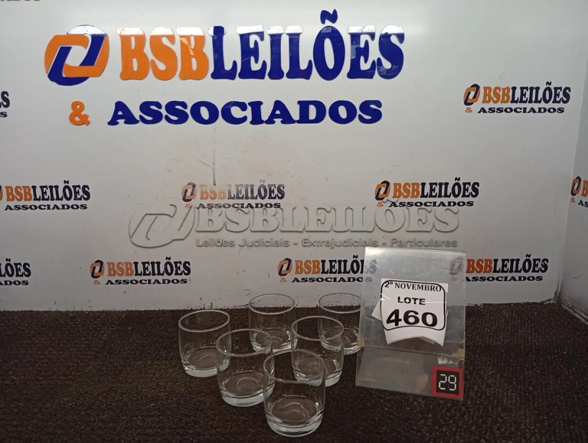 LOTE 460 - 06 COPOS DE WISK. (NO ESTADO) ATENÇÃO! FAZER A VISITAÇÃO ANTES DE ARREMATAR, NÃO SABEMOS SE FUNCIONA. LEILÃO NÃO TEM GARANTIA E NEM DEVOLUÇÃO, SUJEITO A POSSÍVEIS AVARIAS VISÍVEIS/OCULTAS E/OU AUSÊNCIA DE COMPONENTES.