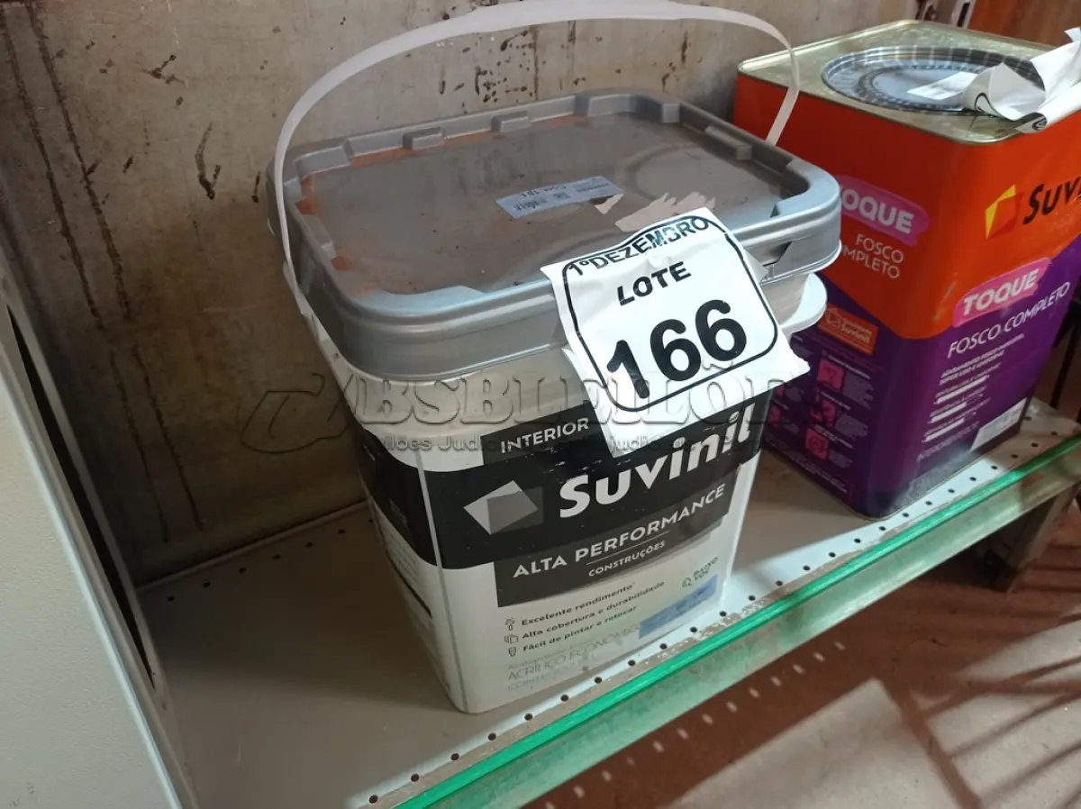 LOTE 166 - 01 BALDE DE TINTA BRANCO FOSCO MARCA SUVINIL 18L. (VALIDADE 09/2027)(NOVO) (NO ESTADO) ATENÇÃO! FAZER A VISITAÇÃO ANTES DE ARREMATAR, NÃO SABEMOS SE FUNCIONA. LEILÃO NÃO TEM GARANTIA E NEM DEVOLUÇÃO, SUJEITO A POSSÍVEIS AVARIAS VISÍVEIS/OCULTAS E/OU AUSÊNCIA DE COMPONENTES.