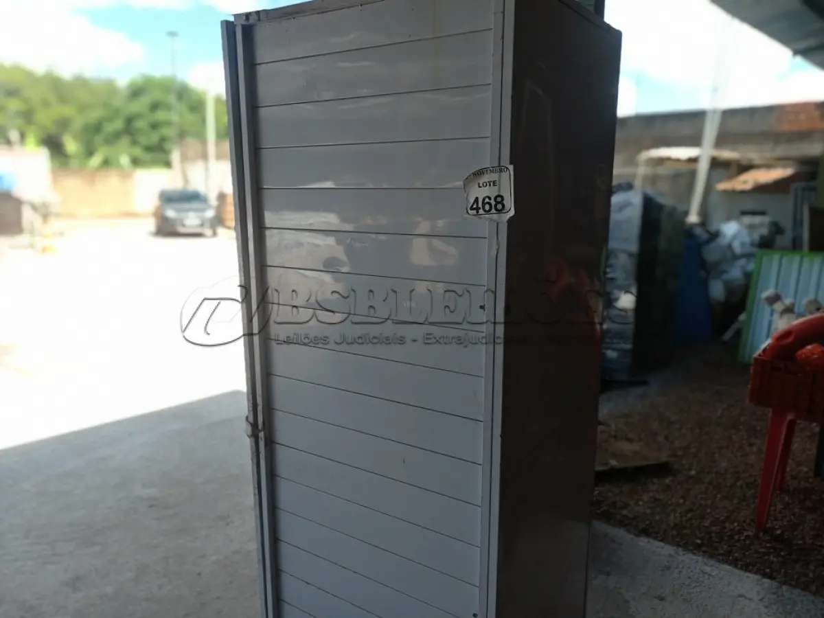 LOTE 468 - 01 ARMÁRIO PARA PÃO MARCA VENÂNCIO. (NO ESTADO) ATENÇÃO! FAZER A VISITAÇÃO ANTES DE ARREMATAR, NÃO SABEMOS SE FUNCIONA. LEILÃO NÃO TEM GARANTIA E NEM DEVOLUÇÃO, SUJEITO A POSSÍVEIS AVARIAS VISÍVEIS/OCULTAS E/OU AUSÊNCIA DE COMPONENTES.