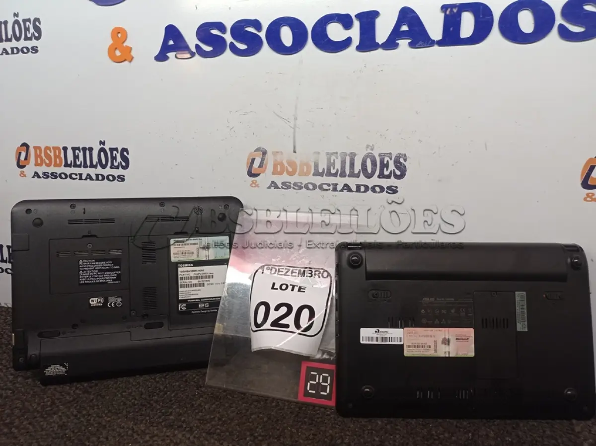 LOTE 020 - 02 NETBOOKS MARCA TOSHIBA E EEE. (NO ESTADO) ATENÇÃO! FAZER A VISITAÇÃO ANTES DE ARREMATAR, NÃO SABEMOS SE FUNCIONA. LEILÃO NÃO TEM GARANTIA E NEM DEVOLUÇÃO, SUJEITO A POSSÍVEIS AVARIAS VISÍVEIS/OCULTAS E/OU AUSÊNCIA DE COMPONENTES.