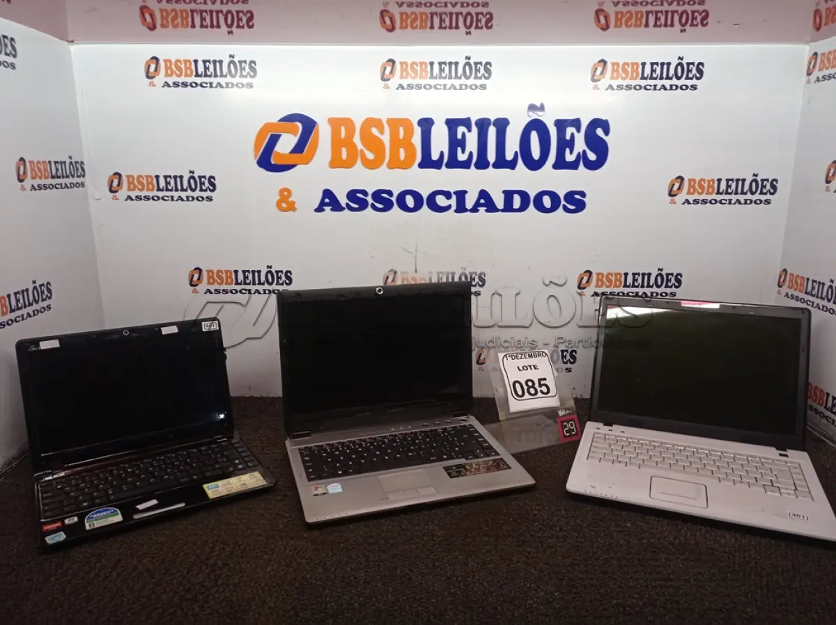 LOTE 085 - 03 NOTEBOOK’S MARCAS E MODELOS DIVERSOS P/RETIRADA DE PEÇAS. (NO ESTADO) ATENÇÃO! FAZER A VISITAÇÃO ANTES DE ARREMATAR, NÃO SABEMOS SE FUNCIONA. LEILÃO NÃO TEM GARANTIA E NEM DEVOLUÇÃO, SUJEITO A POSSÍVEIS AVARIAS VISÍVEIS/OCULTAS E/OU AUSÊNCIA DE COMPONENTES.