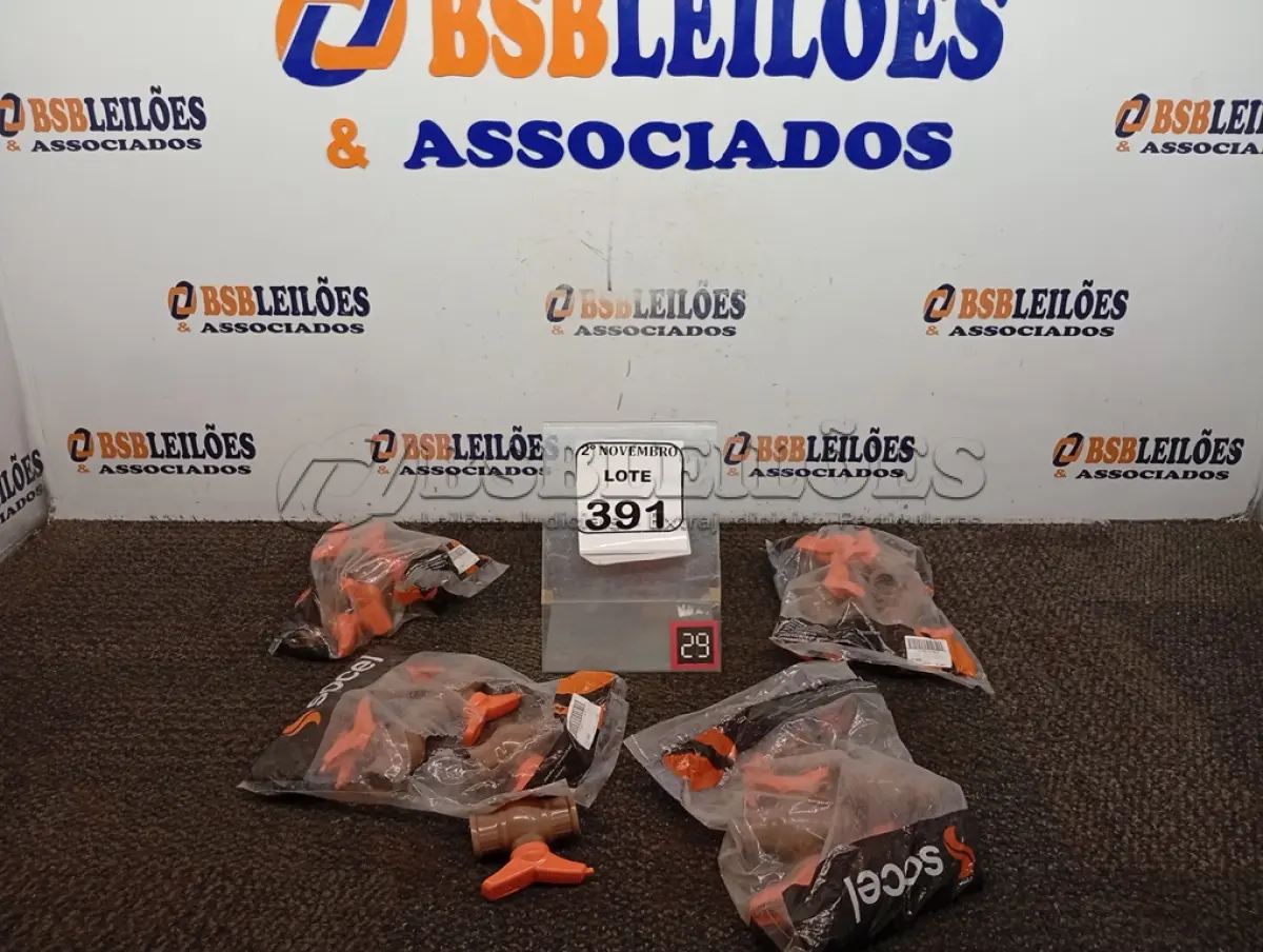 LOTE 391 - 01 LOTE C/DIVERSOS REGISTROS ESFERA BORBOLETA SOLDÁVEL MARROM 20MM(NOVO). (NO ESTADO) ATENÇÃO! FAZER A VISITAÇÃO ANTES DE ARREMATAR, NÃO SABEMOS SE FUNCIONA. LEILÃO NÃO TEM GARANTIA E NEM DEVOLUÇÃO, SUJEITO A POSSÍVEIS AVARIAS VISÍVEIS/OCULTAS E/OU AUSÊNCIA DE COMPONENTES.