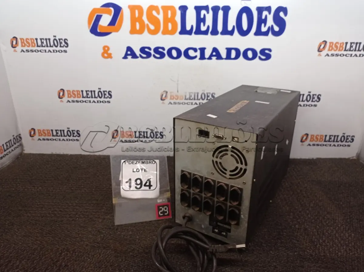 LOTE 194 - 01 NOBREAK MARCA VISION2. (NO ESTADO) ATENÇÃO! FAZER A VISITAÇÃO ANTES DE ARREMATAR, NÃO SABEMOS SE FUNCIONA. LEILÃO NÃO TEM GARANTIA E NEM DEVOLUÇÃO, SUJEITO A POSSÍVEIS AVARIAS VISÍVEIS/OCULTAS E/OU AUSÊNCIA DE COMPONENTES.
