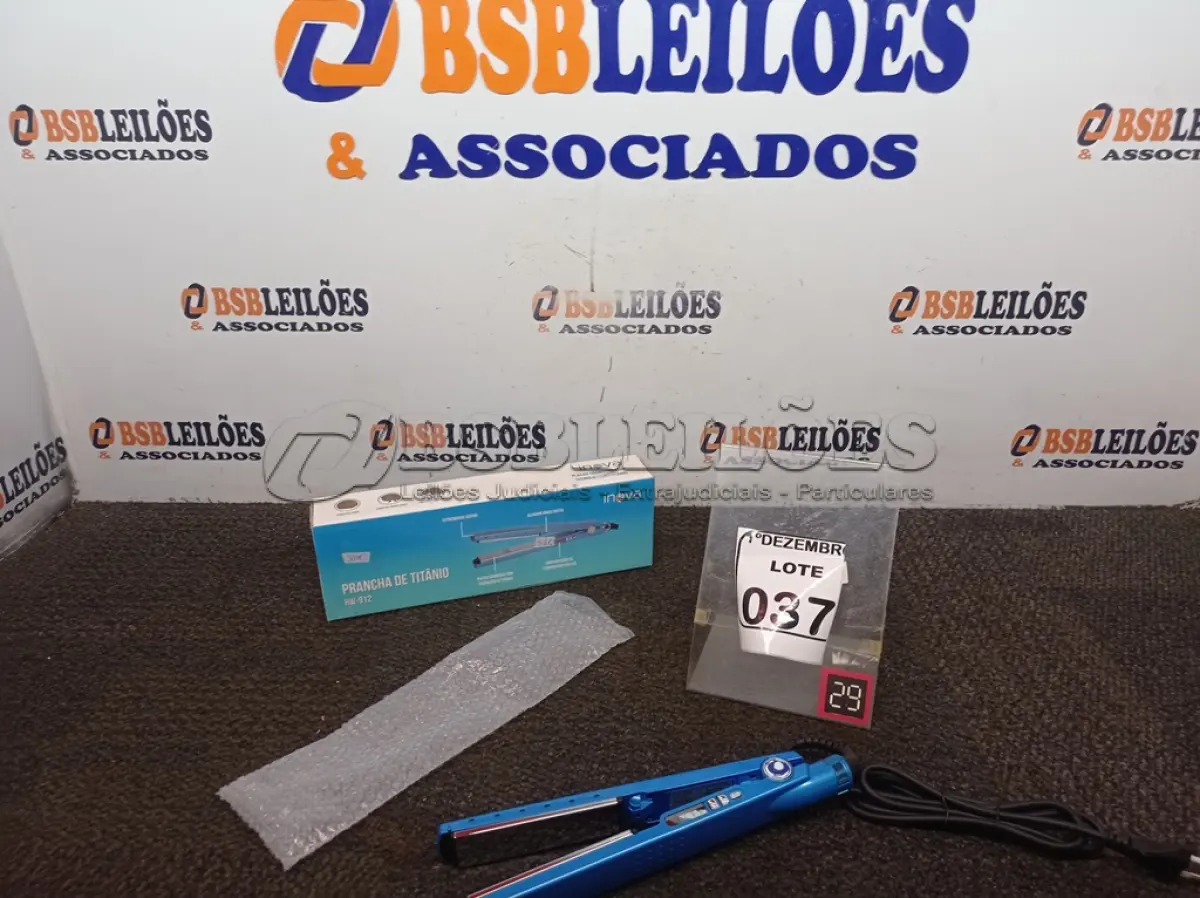 LOTE 037 - 01 CHAPINHA DE TITÂNIO MARCA INOVA. (NO ESTADO) ATENÇÃO! FAZER A VISITAÇÃO ANTES DE ARREMATAR, NÃO SABEMOS SE FUNCIONA. LEILÃO NÃO TEM GARANTIA E NEM DEVOLUÇÃO, SUJEITO A POSSÍVEIS AVARIAS VISÍVEIS/OCULTAS E/OU AUSÊNCIA DE COMPONENTES.