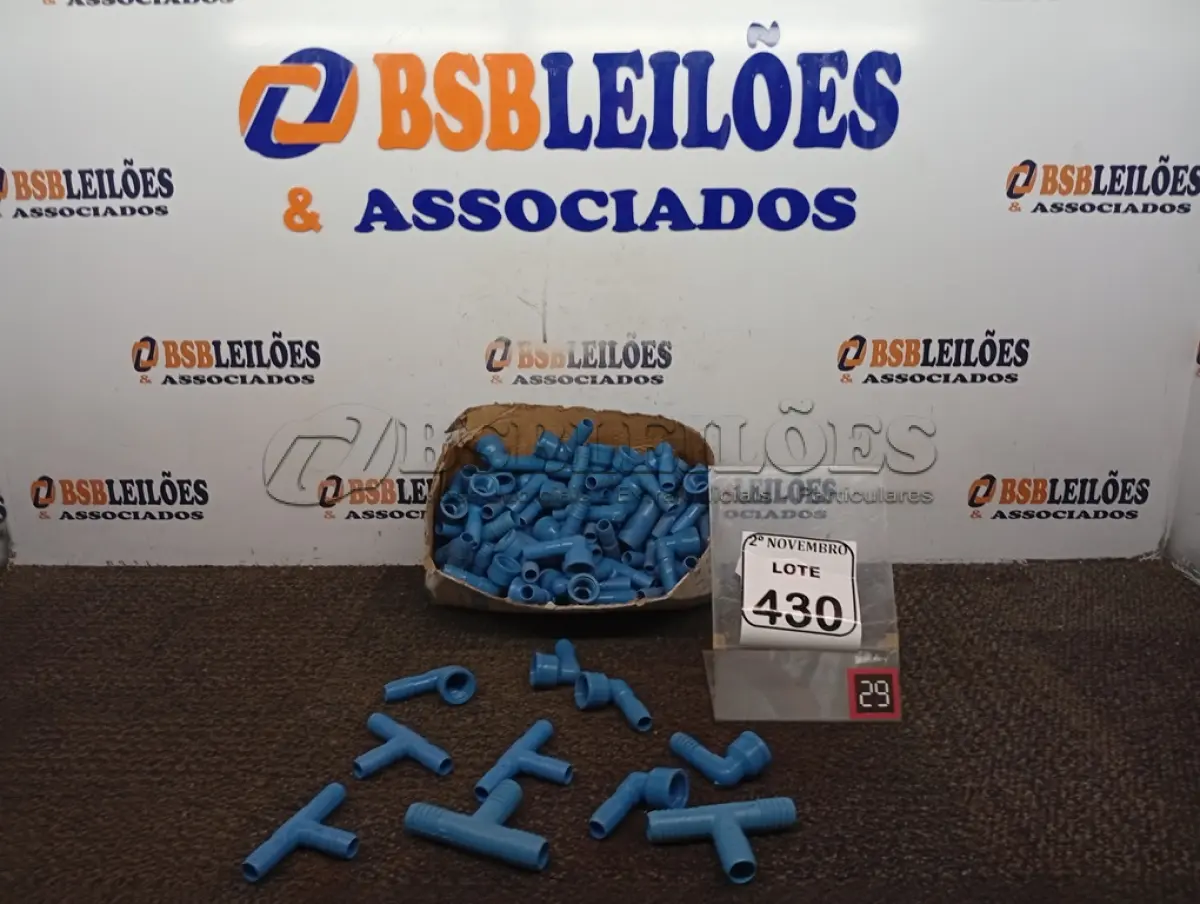 LOTE 430 - 01 LOTE C/VÁRIOS JOELHOS C/ROSCA MARCAS E MODELOS DIVERSOS(NOVO). (NO ESTADO) ATENÇÃO! FAZER A VISITAÇÃO ANTES DE ARREMATAR, NÃO SABEMOS SE FUNCIONA. LEILÃO NÃO TEM GARANTIA E NEM DEVOLUÇÃO, SUJEITO A POSSÍVEIS AVARIAS VISÍVEIS/OCULTAS E/OU AUSÊNCIA DE COMPONENTES.
