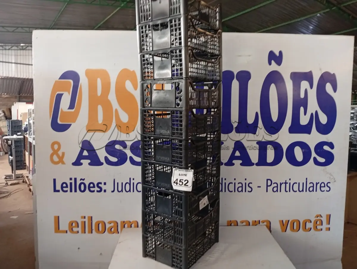 LOTE 452 - 10 CESTAS ORGANIZADORAS DE PLÁSTICO (NOVO). (NO ESTADO) ATENÇÃO! FAZER A VISITAÇÃO ANTES DE ARREMATAR, NÃO SABEMOS SE FUNCIONA. LEILÃO NÃO TEM GARANTIA E NEM DEVOLUÇÃO, SUJEITO A POSSÍVEIS AVARIAS VISÍVEIS/OCULTAS E/OU AUSÊNCIA DE COMPONENTES.