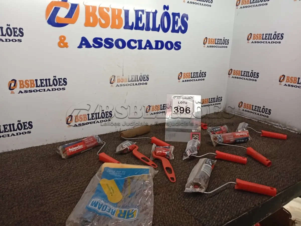 LOTE 396 - 01 LOTE C/APROXIMADAMENTE 10 MINI ROLOS P/PINTURA MARCAS E MODELOS DIVERSOS(NOVO). (NO ESTADO) ATENÇÃO! FAZER A VISITAÇÃO ANTES DE ARREMATAR, NÃO SABEMOS SE FUNCIONA. LEILÃO NÃO TEM GARANTIA E NEM DEVOLUÇÃO, SUJEITO A POSSÍVEIS AVARIAS VISÍVEIS/OCULTAS E/OU AUSÊNCIA DE COMPONENTES.
