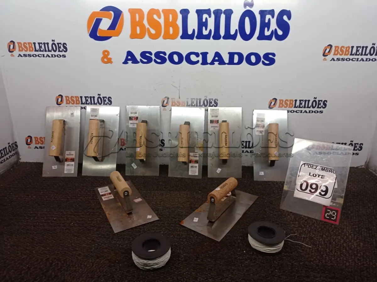 LOTE 095 - 6KG DE PREGOS MARCAS E MODELOS DIVERSOS. (NO ESTADO) ATENÇÃO! FAZER A VISITAÇÃO ANTES DE ARREMATAR, NÃO SABEMOS SE FUNCIONA. LEILÃO NÃO TEM GARANTIA E NEM DEVOLUÇÃO, SUJEITO A POSSÍVEIS AVARIAS VISÍVEIS/OCULTAS E/OU AUSÊNCIA DE COMPONENTES.