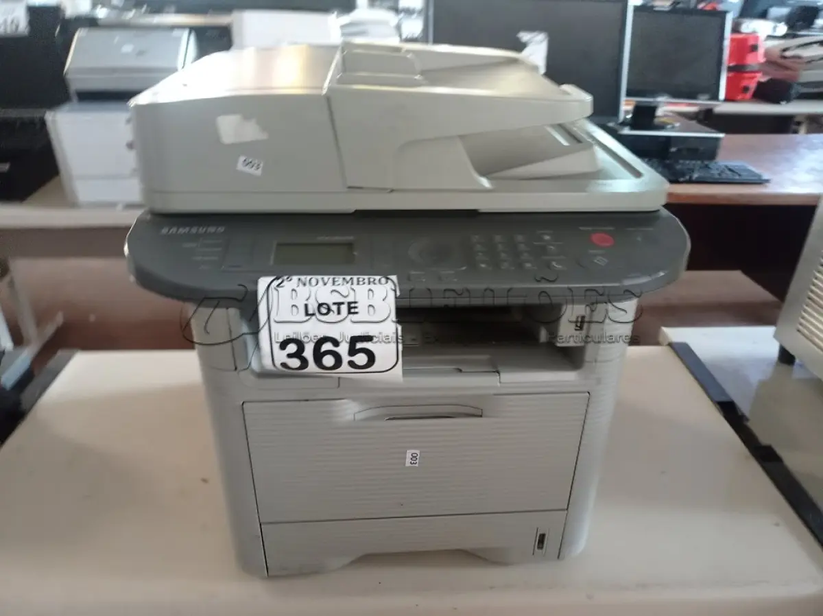 LOTE 365 - 01 IMPRESSORA MULTIFUNCIONAL MARCA SAMSUNG MODELO SCX5637FR. (NO ESTADO) ATENÇÃO! FAZER A VISITAÇÃO ANTES DE ARREMATAR, NÃO SABEMOS SE FUNCIONA. LEILÃO NÃO TEM GARANTIA E NEM DEVOLUÇÃO, SUJEITO A POSSÍVEIS AVARIAS VISÍVEIS/OCULTAS E/OU AUSÊNCIA DE COMPONENTES.