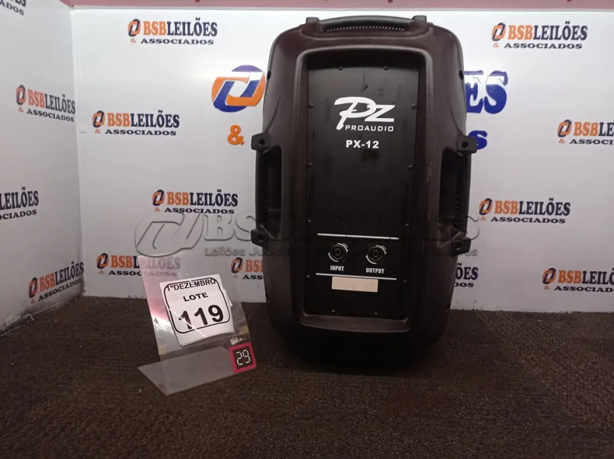 LOTE 119 - 01 CAIXA DE SOM PASSIVA MARCA PZ PRO ÁUDIO. (NO ESTADO) ATENÇÃO! FAZER A VISITAÇÃO ANTES DE ARREMATAR, NÃO SABEMOS SE FUNCIONA. LEILÃO NÃO TEM GARANTIA E NEM DEVOLUÇÃO, SUJEITO A POSSÍVEIS AVARIAS VISÍVEIS/OCULTAS E/OU AUSÊNCIA DE COMPONENTES.