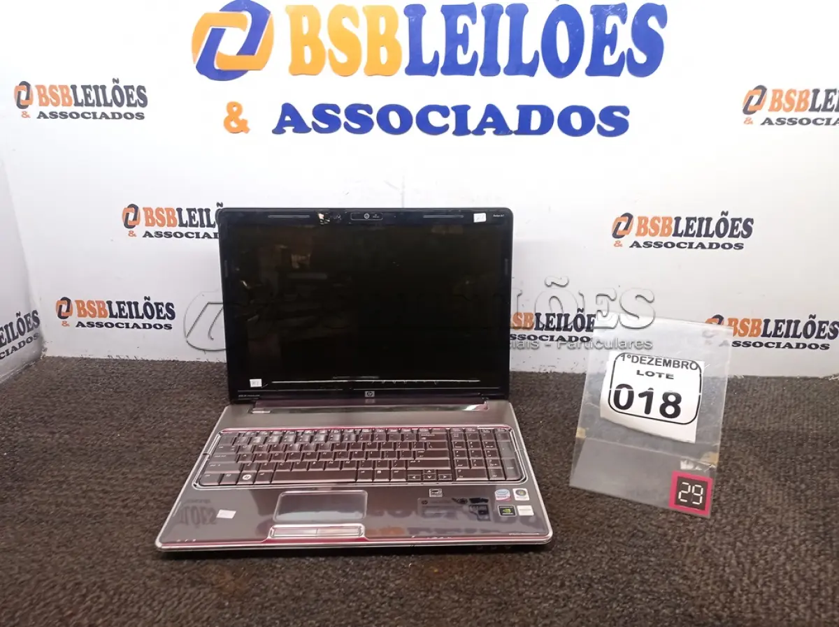 LOTE 018 - 01 NOTEBOOK MARCA HP. (NO ESTADO) ATENÇÃO! FAZER A VISITAÇÃO ANTES DE ARREMATAR, NÃO SABEMOS SE FUNCIONA. LEILÃO NÃO TEM GARANTIA E NEM DEVOLUÇÃO, SUJEITO A POSSÍVEIS AVARIAS VISÍVEIS/OCULTAS E/OU AUSÊNCIA DE COMPONENTES.