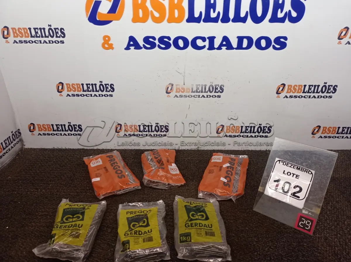 LOTE 102 - 6KG DE PREGOS MARCAS E MODELOS DIVERSOS. (NO ESTADO) ATENÇÃO! FAZER A VISITAÇÃO ANTES DE ARREMATAR, NÃO SABEMOS SE FUNCIONA. LEILÃO NÃO TEM GARANTIA E NEM DEVOLUÇÃO, SUJEITO A POSSÍVEIS AVARIAS VISÍVEIS/OCULTAS E/OU AUSÊNCIA DE COMPONENTES.