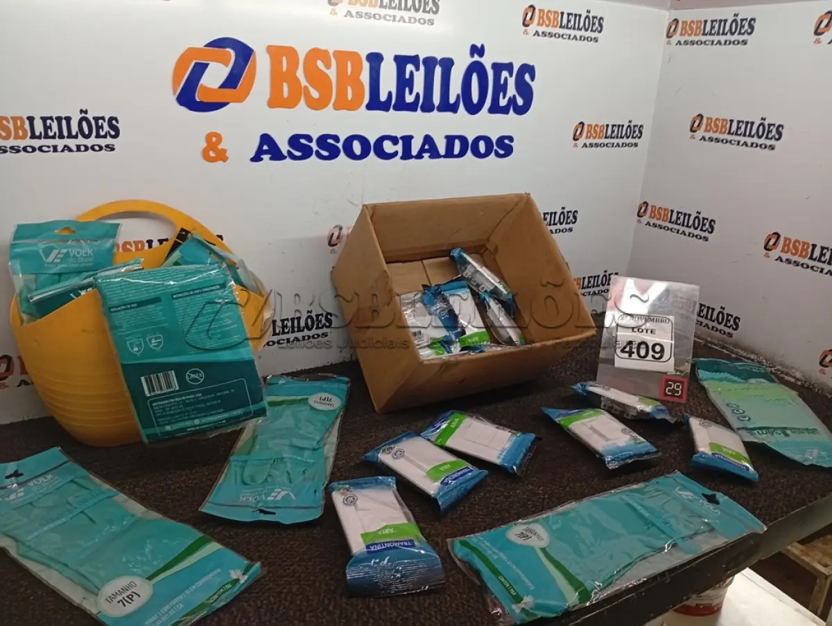 LOTE 409 - 01 LOTE C/VÁRIAS TOMADAS E TAMPÕES MARCA TRAMONTINA(NOVO). (NO ESTADO) ATENÇÃO! FAZER A VISITAÇÃO ANTES DE ARREMATAR, NÃO SABEMOS SE FUNCIONA. LEILÃO NÃO TEM GARANTIA E NEM DEVOLUÇÃO, SUJEITO A POSSÍVEIS AVARIAS VISÍVEIS/OCULTAS E/OU AUSÊNCIA DE COMPONENTES.