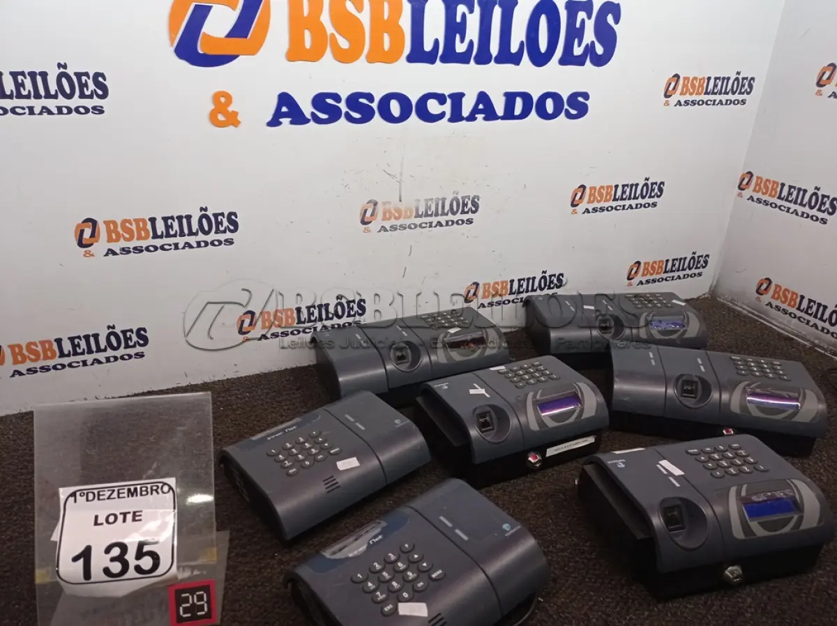 LOTE 135 - 07 RELÓGIOS DE PONTO C/LEITOR BIOMÉTRICO MARCAS E MODELOS DIVERSOS. (NO ESTADO) ATENÇÃO! FAZER A VISITAÇÃO ANTES DE ARREMATAR, NÃO SABEMOS SE FUNCIONA. LEILÃO NÃO TEM GARANTIA E NEM DEVOLUÇÃO, SUJEITO A POSSÍVEIS AVARIAS VISÍVEIS/OCULTAS E/OU AUSÊNCIA DE COMPONENTES.
