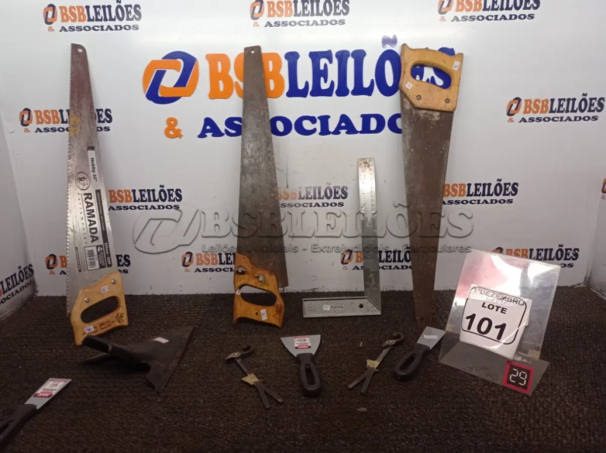 LOTE 101 - 03 SERROTES 01 ESQUADRO E 02 ESPÁTULAS. (NO ESTADO) ATENÇÃO! FAZER A VISITAÇÃO ANTES DE ARREMATAR, NÃO SABEMOS SE FUNCIONA. LEILÃO NÃO TEM GARANTIA E NEM DEVOLUÇÃO, SUJEITO A POSSÍVEIS AVARIAS VISÍVEIS/OCULTAS E/OU AUSÊNCIA DE COMPONENTES.