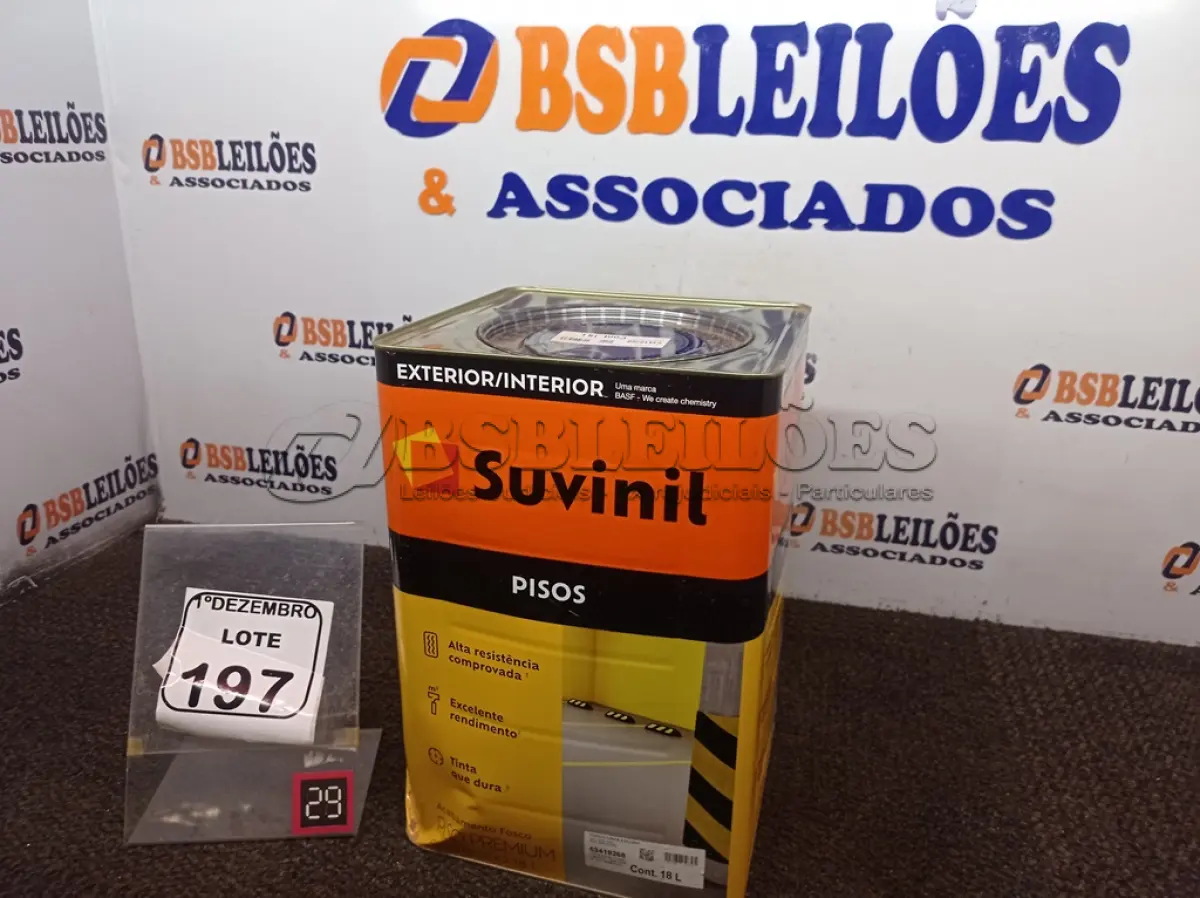 LOTE 197 - 01 LATA DE TINTA MARCA SUVINIL COR CINZA FOSCO ESCURO 18L. (NOVO)(VALIDADE 10/2027) (NO ESTADO) ATENÇÃO! FAZER A VISITAÇÃO ANTES DE ARREMATAR, NÃO SABEMOS SE FUNCIONA. LEILÃO NÃO TEM GARANTIA E NEM DEVOLUÇÃO, SUJEITO A POSSÍVEIS AVARIAS VISÍVEIS/OCULTAS E/OU AUSÊNCIA DE COMPONENTES.