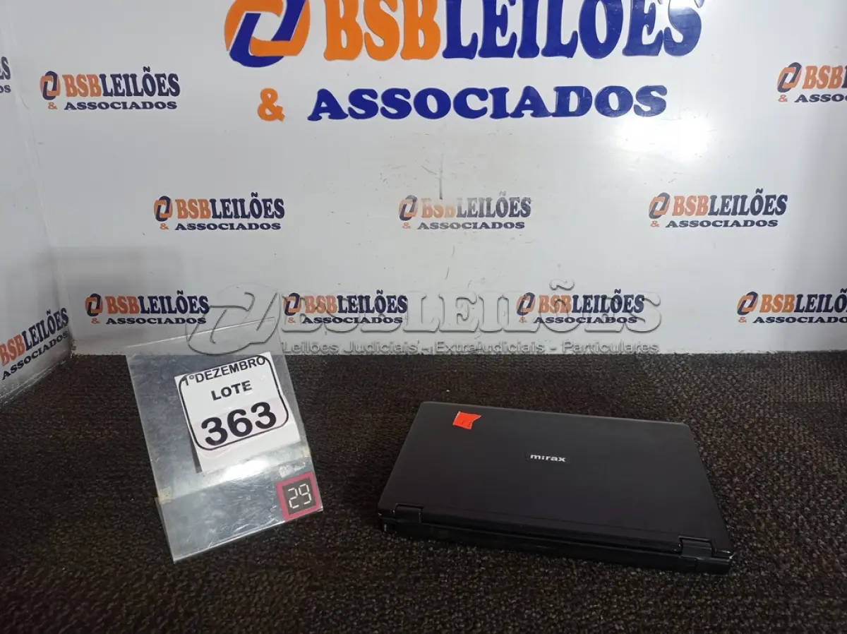 LOTE 363 - 01 NOTEBOOK MARCA MIRAX. (NO ESTADO) ATENÇÃO! FAZER A VISITAÇÃO ANTES DE ARREMATAR, NÃO SABEMOS SE FUNCIONA. LEILÃO NÃO TEM GARANTIA E NEM DEVOLUÇÃO, SUJEITO A POSSÍVEIS AVARIAS VISÍVEIS/OCULTAS E/OU AUSÊNCIA DE COMPONENTES.
