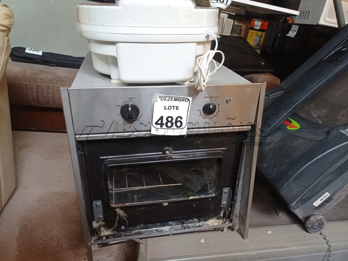 LOTE 486 - 01 FORNO DE EMBUTIR MARCA VENAX  220V E ESTERILIZADOR P/PÉS MARCA TECH LINE. (NO ESTADO) ATENÇÃO! FAZER A VISITAÇÃO ANTES DE ARREMATAR, NÃO SABEMOS SE FUNCIONA. LEILÃO NÃO TEM GARANTIA E NEM DEVOLUÇÃO, SUJEITO A POSSÍVEIS AVARIAS VISÍVEIS/OCULTAS E/OU AUSÊNCIA DE COMPONENTES.
