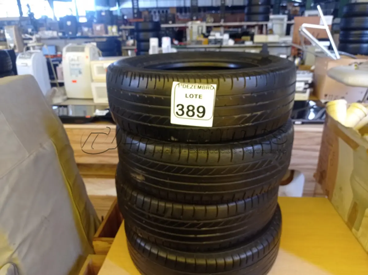 LOTE 389 - 04 PNEUS USADOS 185-70-14(NO ESTADO) ATENÇÃO! FAZER A VISITAÇÃO ANTES DE ARREMATAR, NÃO SABEMOS SE FUNCIONA. LEILÃO NÃO TEM GARANTIA E NEM DEVOLUÇÃO, SUJEITO A POSSÍVEIS AVARIAS VISÍVEIS/OCULTAS E/OU AUSÊNCIA DE COMPONENTES.