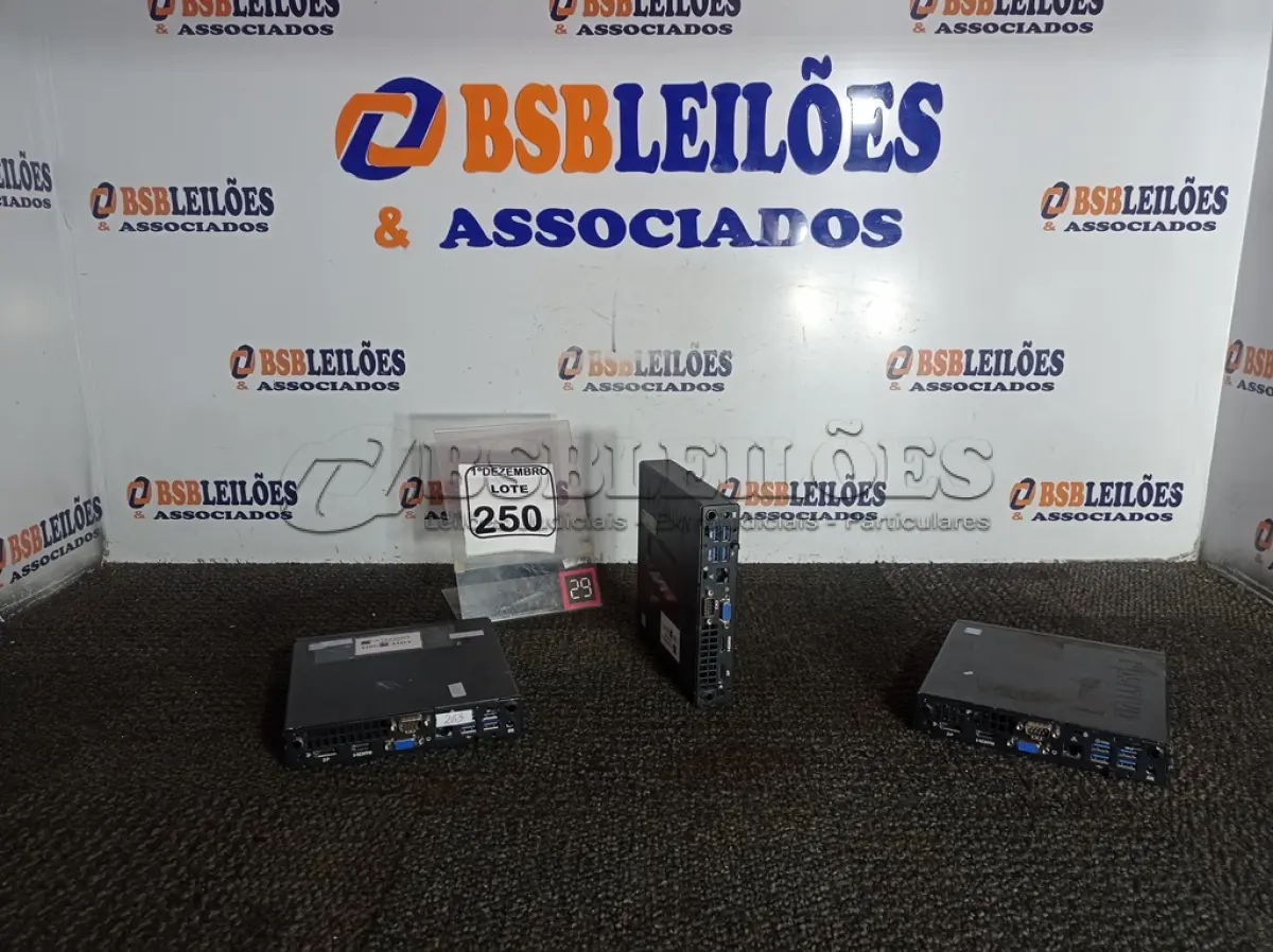 LOTE 250 - 03 MINIS CPU’S MARCA POSITIVO P/RETIRADA DE PEÇAS. (NO ESTADO) ATENÇÃO! FAZER A VISITAÇÃO ANTES DE ARREMATAR, NÃO SABEMOS SE FUNCIONA. LEILÃO NÃO TEM GARANTIA E NEM DEVOLUÇÃO, SUJEITO A POSSÍVEIS AVARIAS VISÍVEIS/OCULTAS E/OU AUSÊNCIA DE COMPONENTES.